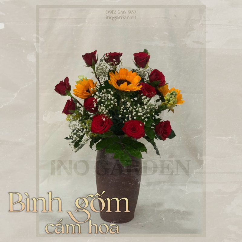 bình gốm cắm hoa dáng bầu