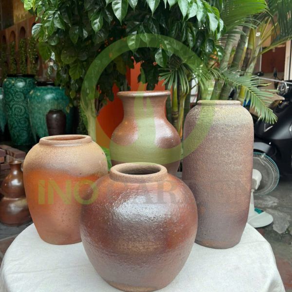 bình cắm hoa gốm mộc