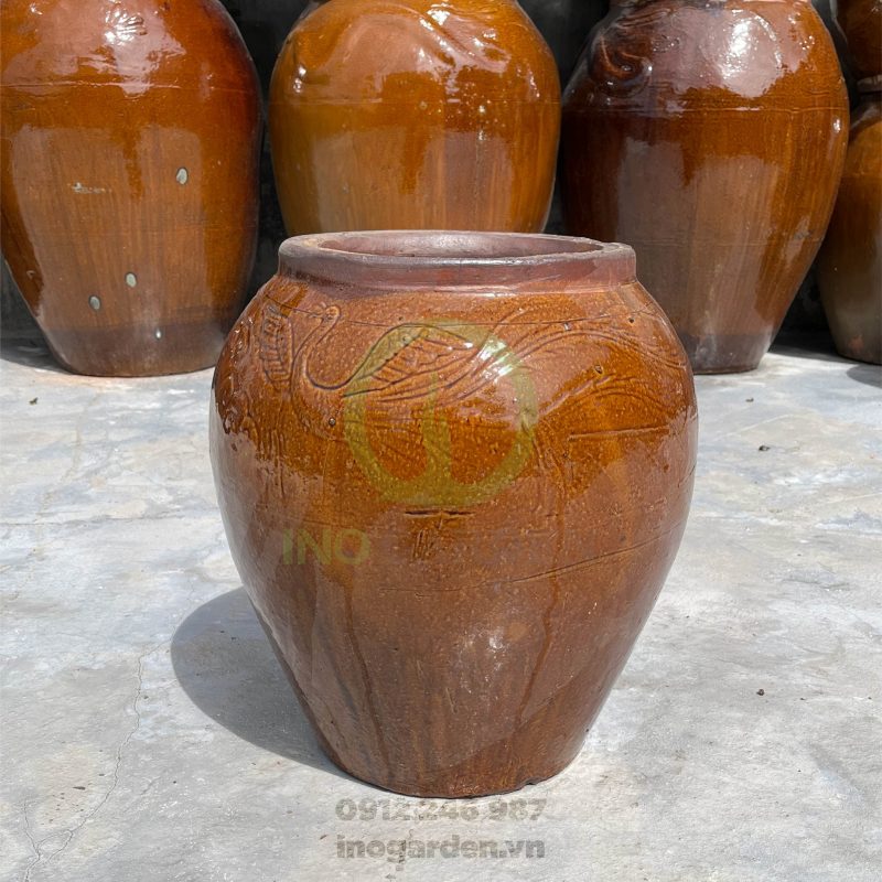 cái lu chứa nước
