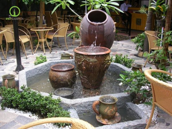 chậu gốm thác nước
