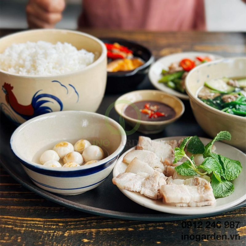 chén dĩa xưa